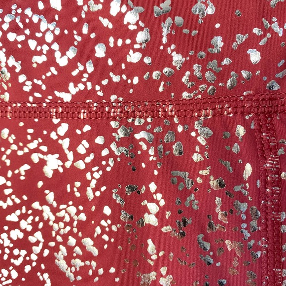NWT Sweaty Betty 7/8 Leggings Red Terrazzo Foil Print Size L - Picture 8 of 12